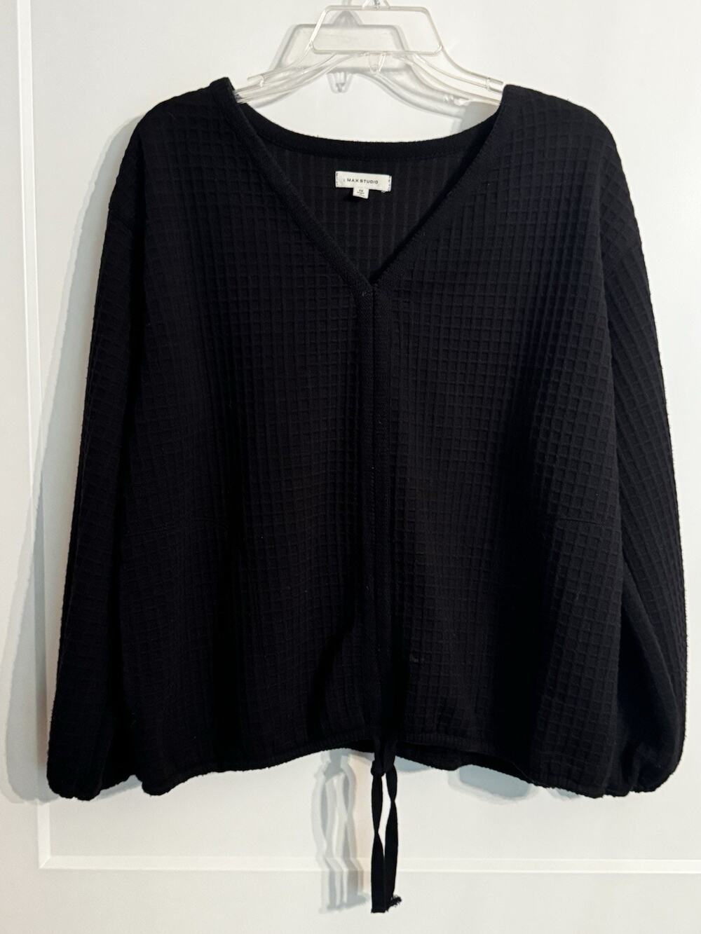 Max Studio V-Neck Drawstring Hem Sweater Waffle Fabric Plus Sz 1X Black Office